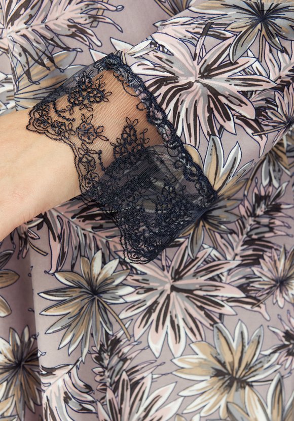 Туника принтованная с кружевом на рукавах шир.  580, рис. 4