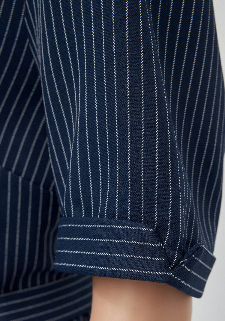 Костюм из жакета и брюк в полоску шир.  750, рис. 35