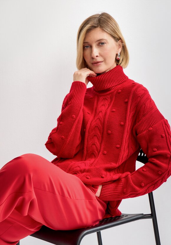 Джемпер с высокой горловиной и косами шир.  580, рис. 21