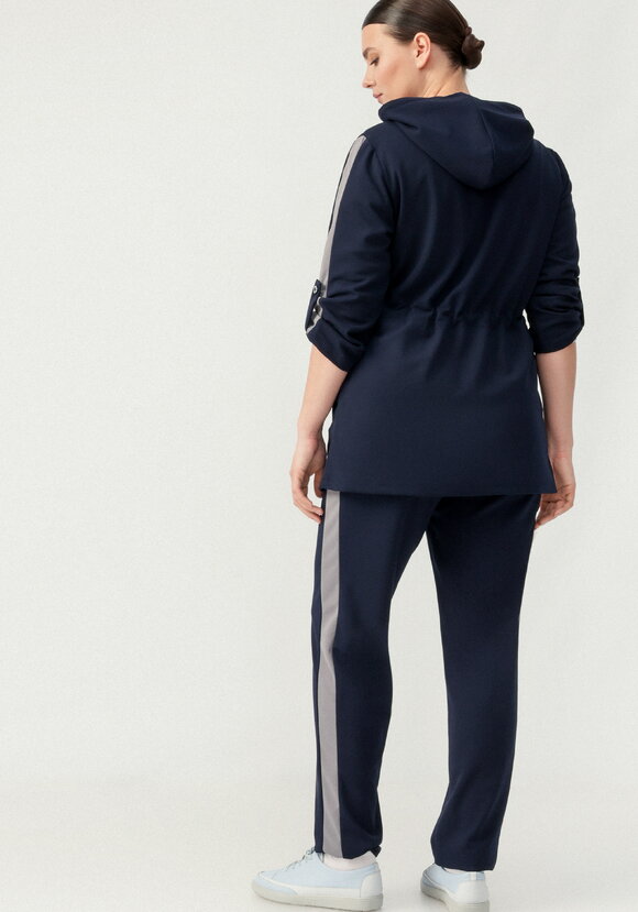 Костюм спортивный (брюки и ветровка) шир.  580, рис. 12