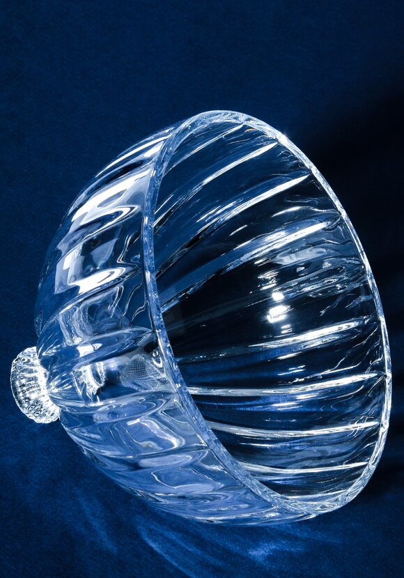 Стеклянное блюдо с крышкой шир.  580, рис. 13