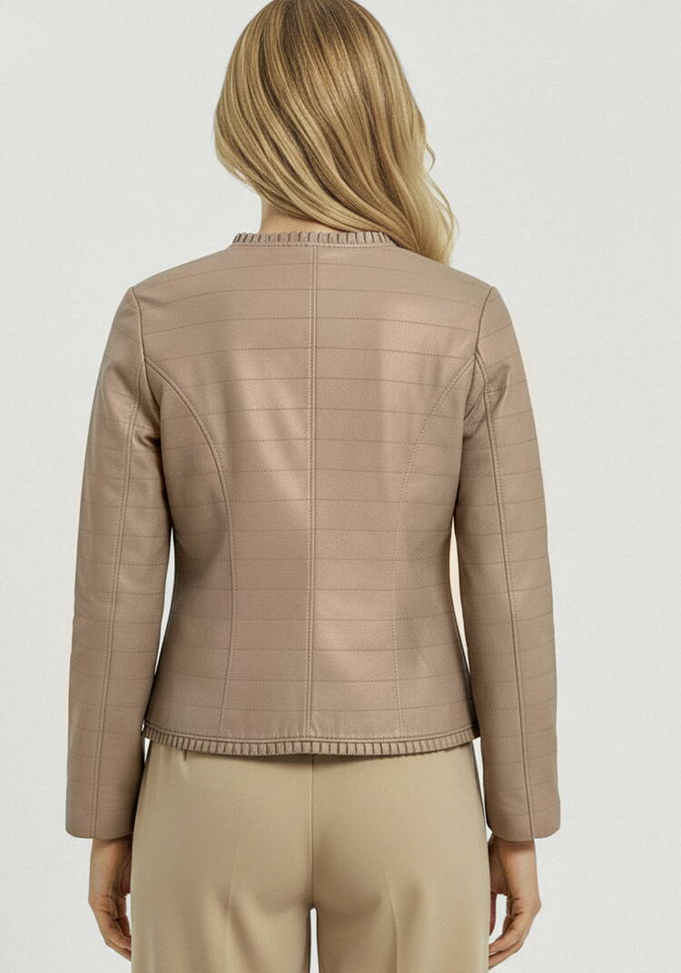 Куртка из экокожи с рюшей шир.  750, рис. 20