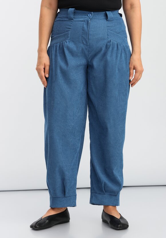 Брюки-бананы с манжетами по низу шир.  580, рис. 37