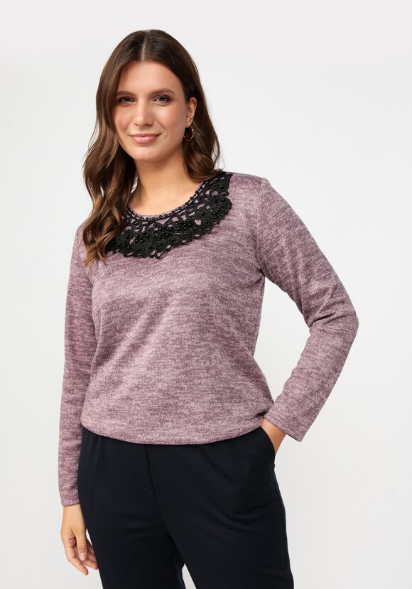 Блуза с ажурным воротником шир.  580, рис. 17