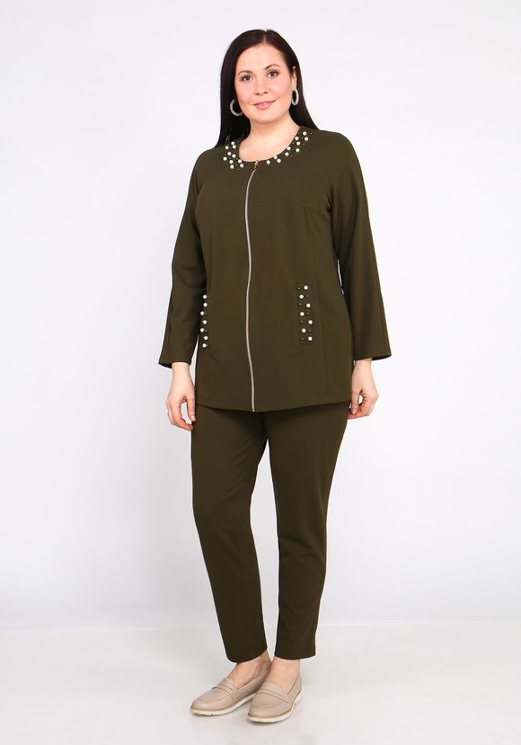 Костюм однотонный с отделкой из бусин шир.  580, рис. 2