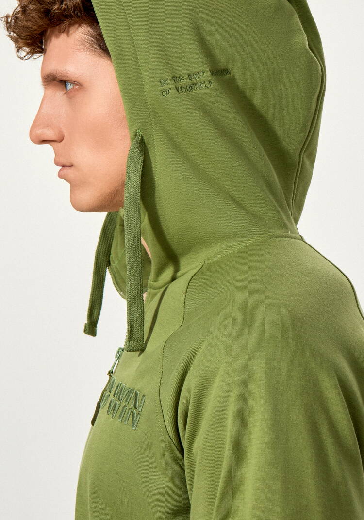 Толстовка с вышивкой и капюшоном шир.  750, рис. 23