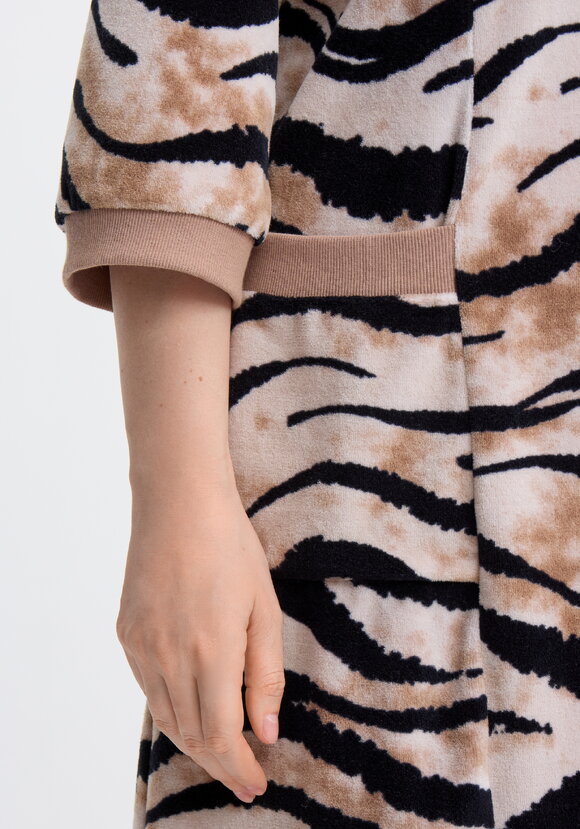 Халат велюровый Марта шир.  580, рис. 6