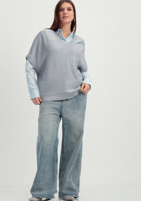 Жилет с V-образным вырезом свободного кроя шир.  580, рис. 1