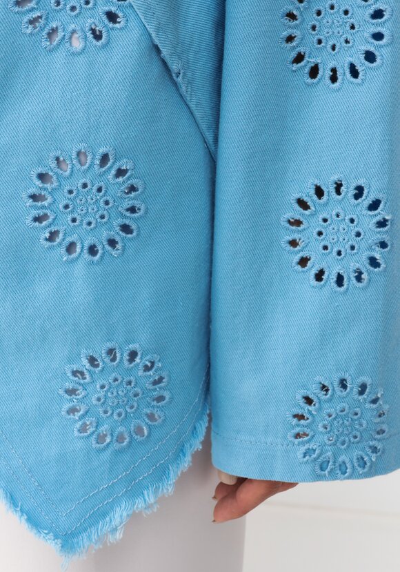 Джинсовая куртка с ришелье шир.  580, рис. 12