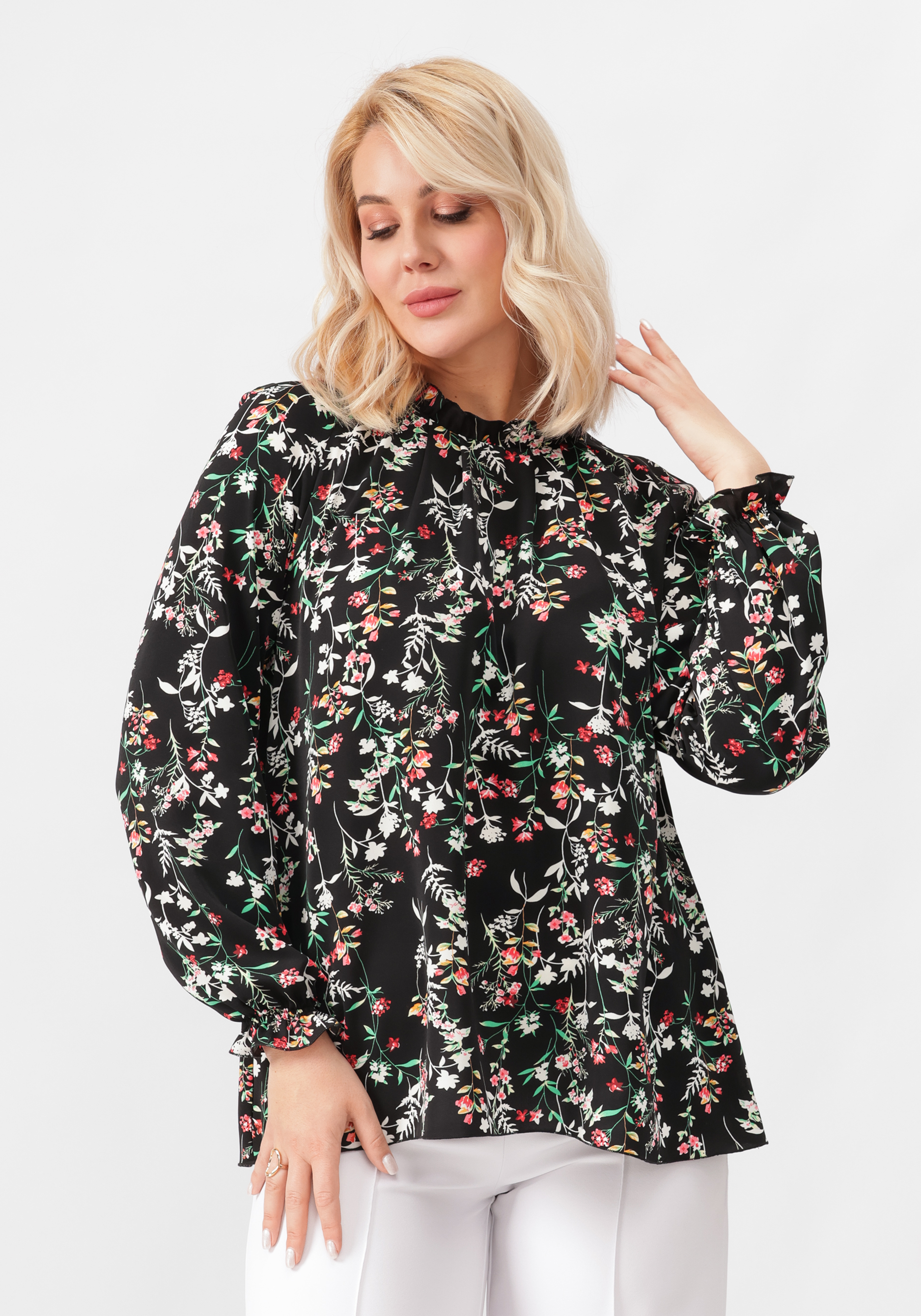 Блуза с цветочным принтом свободного кроя блузка из шитья с цветочным принтом