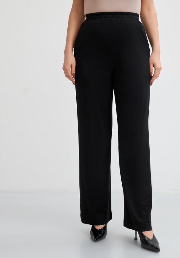 Брюки трикотажные свободного кроя шир.  580, рис. 4