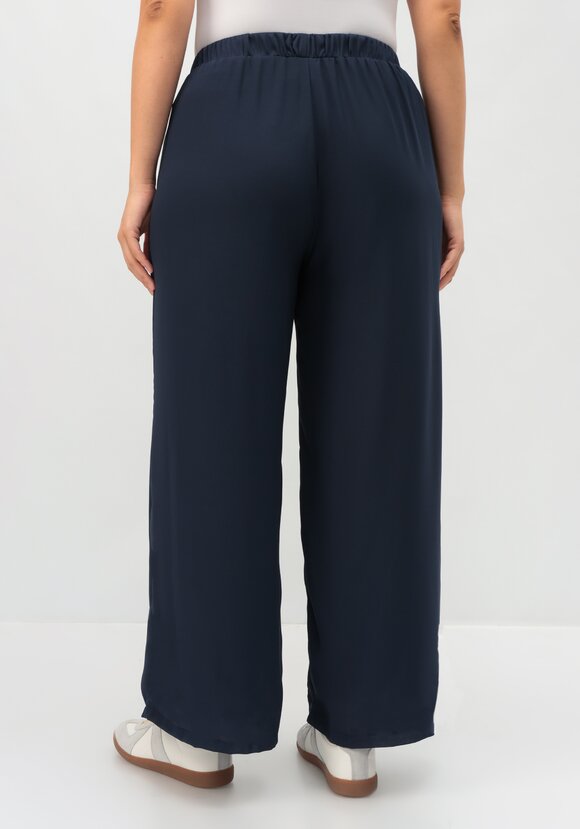 Брюки с резинкой на талии прямые шир.  580, рис. 19