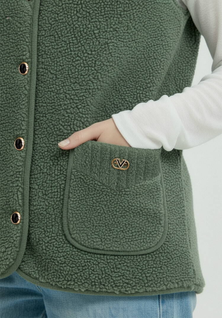 Жилет удлинённый из искусственного меха шир.  750, рис. 14