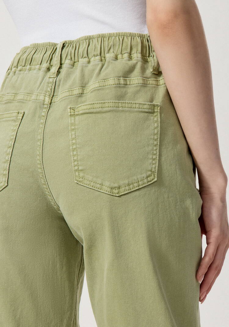 Джинсы с резинкой по поясу шир.  750, рис. 34