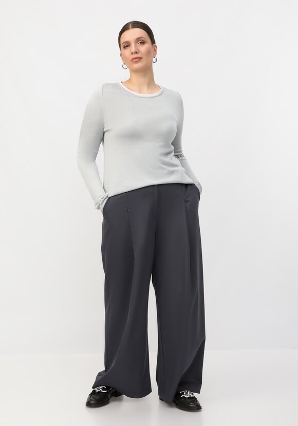 Джемпер с контрастной окантовкой горловины шир.  580, рис. 12