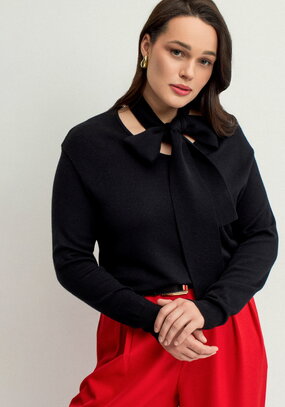 Джемпер со съемным бантом