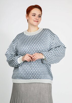 Джемпер с манжетами и объемным рукавом