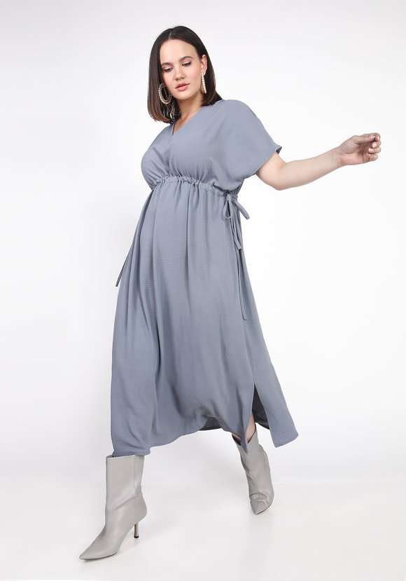 Платье со спущенным рукавом — купить за руб в магазине Леомакс
