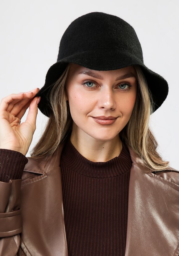 Панама из шерсти альпаки шир.  580, рис. 4