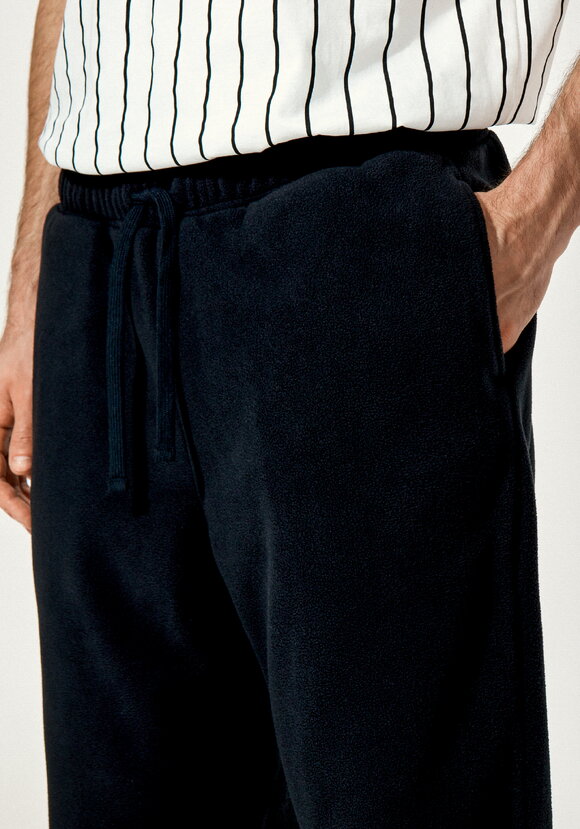 Брюки джоггеры на резинке по низу шир.  580, рис. 13