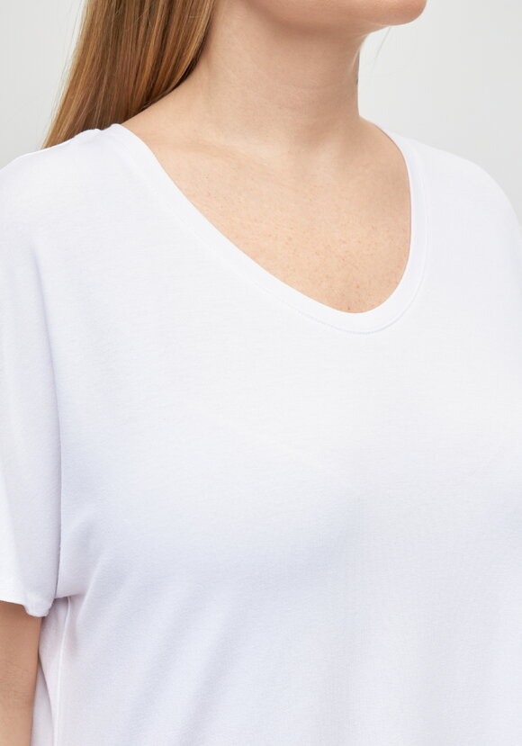 Футболка полуприлегающего силуэта шир.  580, рис. 5