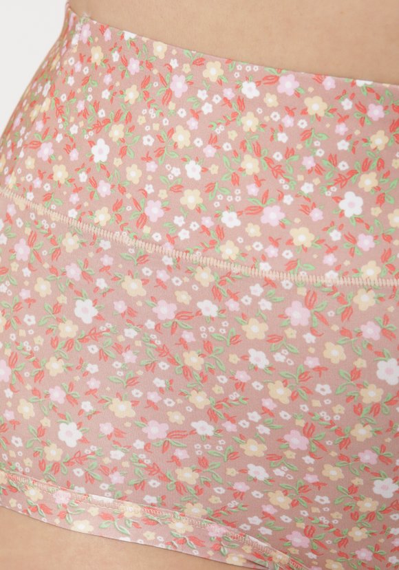 Трусы корректирующие Яркое настроение шир.  580, рис. 5