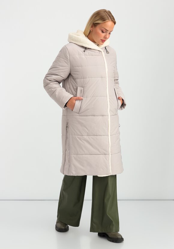 Пальто с капюшоном из меха шир.  580, рис. 32