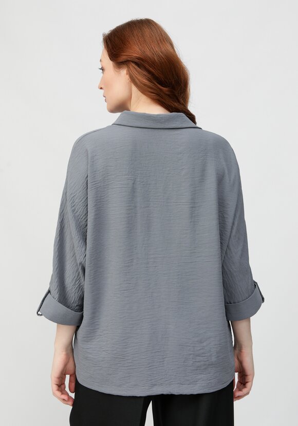 Блуза с патой на рукавах шир.  580, рис. 12