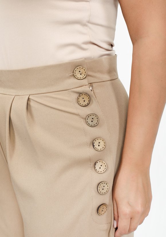 Брюки с пуговицами на боку шир.  580, рис. 4