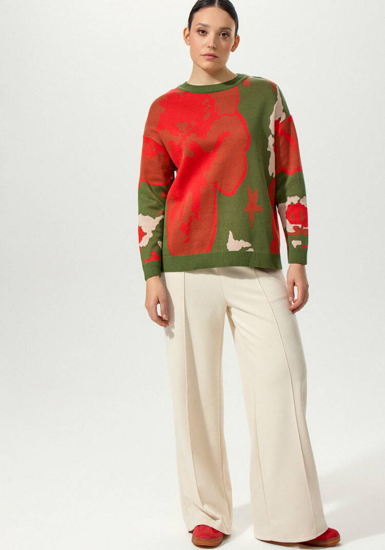 Джемпер с крупным цветочным орнаментом шир.  750, рис. 17