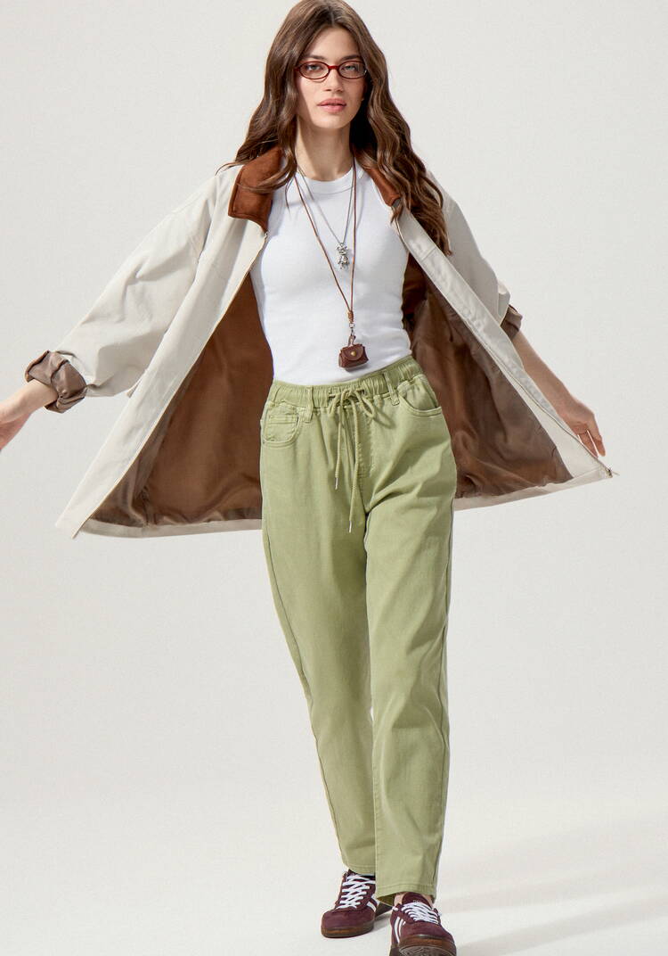 Джинсы с резинкой по поясу шир.  750, рис. 35