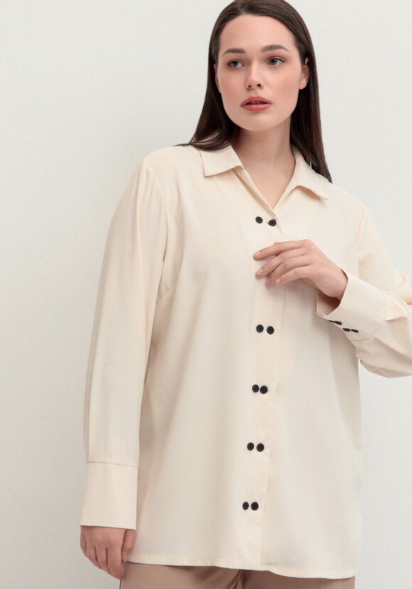 Рубашка с контрастными пуговицами шир.  580, рис. 10