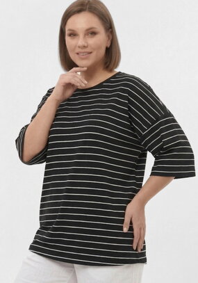 Футболка с опущенным плечом и строчкой