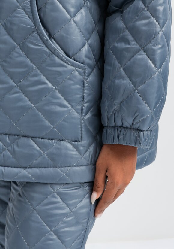 Куртка стёганая с капюшоном шир.  580, рис. 37