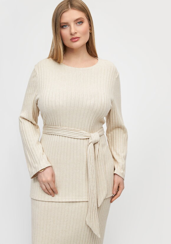 Лонгслив Эмма шир.  580, рис. 1