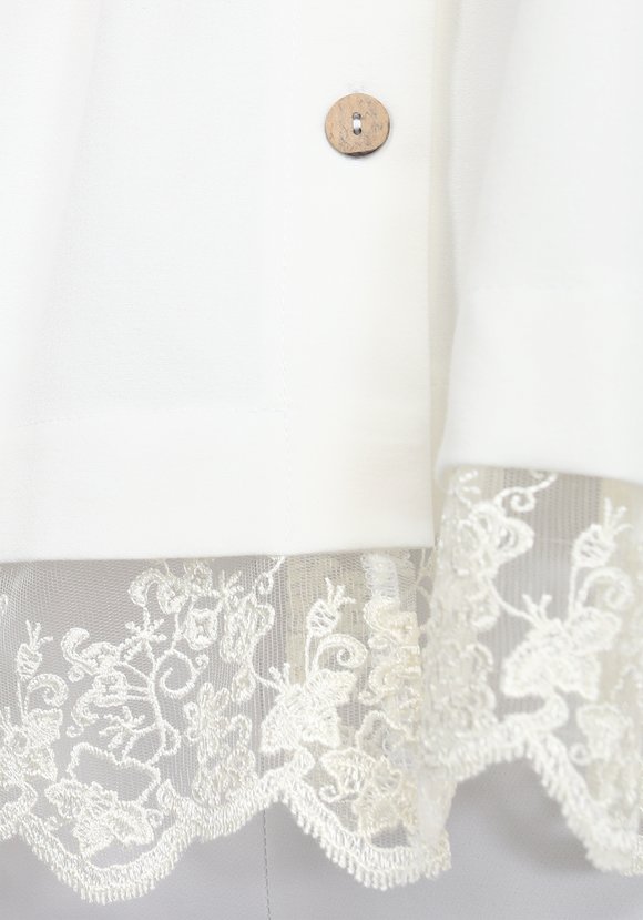 Блуза на пуговицах с отделкой из кружева шир.  580, рис. 4
