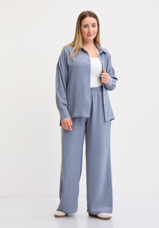 Брюки широкие на резинке по талии