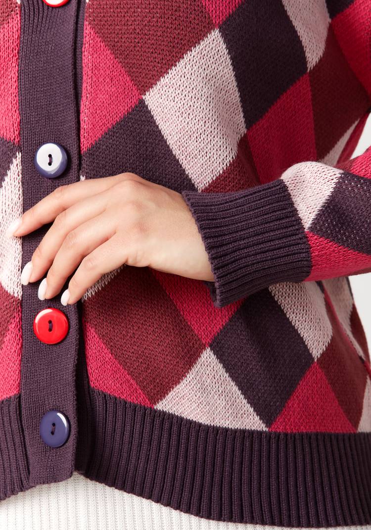 Кардиган Яркие ромбы шир.  750, рис. 37