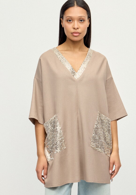 Блуза изо льна с паетками шир.  580, рис. 13