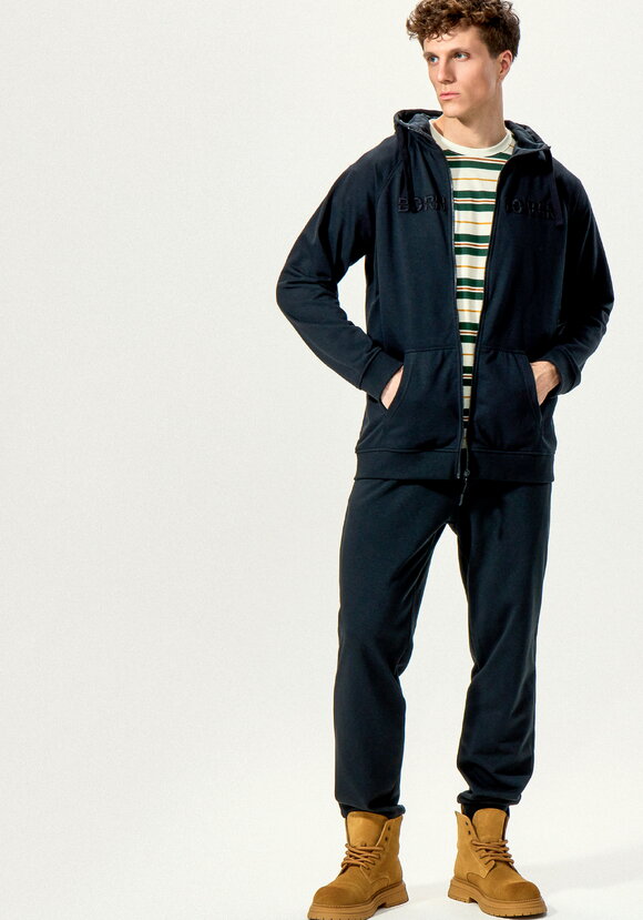 Толстовка с вышивкой и капюшоном шир.  580, рис. 10