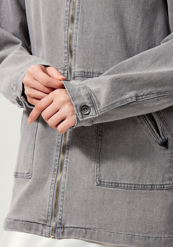 Джинсовая куртка с капюшоном шир.  580, рис. 16