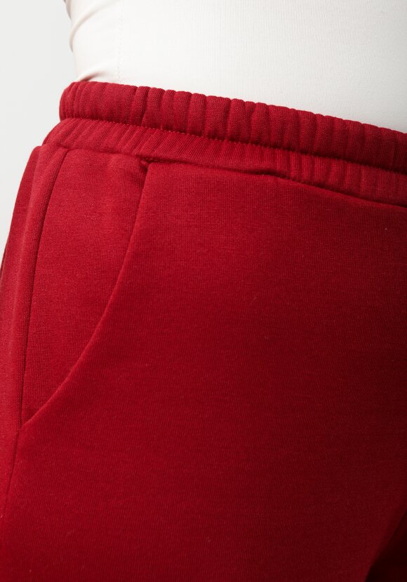 Брюки прямые утепленные на резинке шир.  580, рис. 19