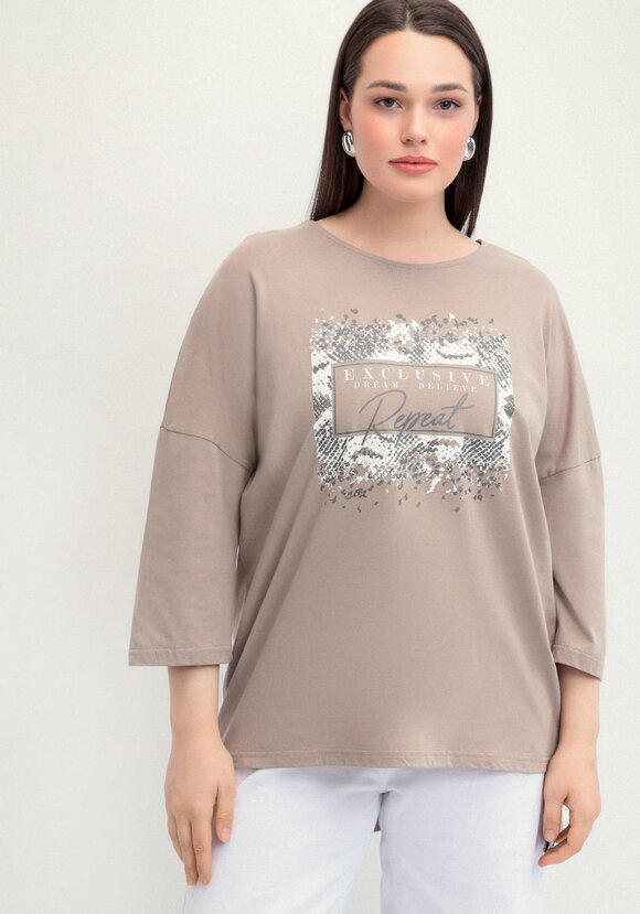 Туника с принтом на груди шир.  580, рис. 21