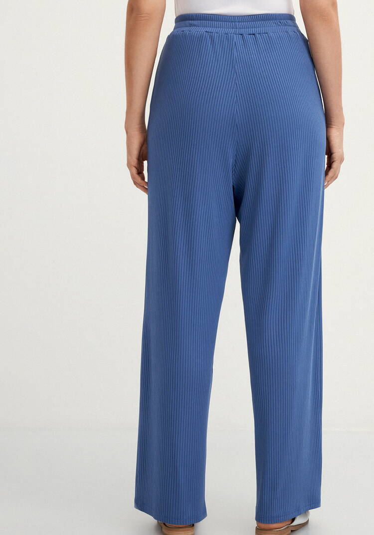 Брюки свободного кроя в рубчик шир.  750, рис. 19