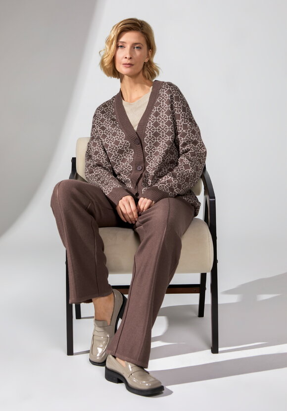 Брюки прямые вязаные со стрелкой шир.  580, рис. 8