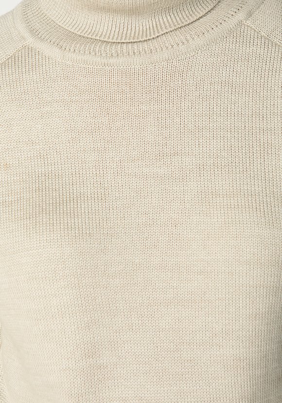 Свитер с контрастной отделкой по низу изделия шир.  580, рис. 12