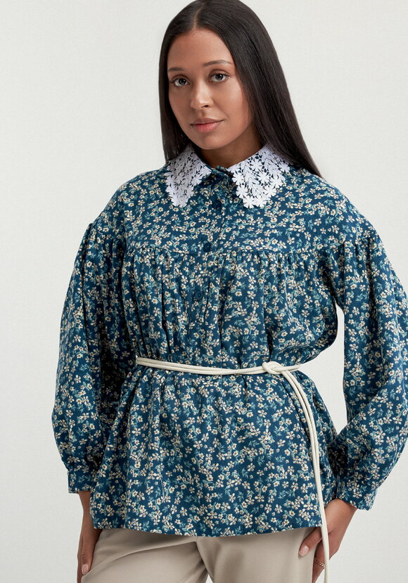 Блуза из микровельвета с ажурным воротником шир.  580, рис. 9