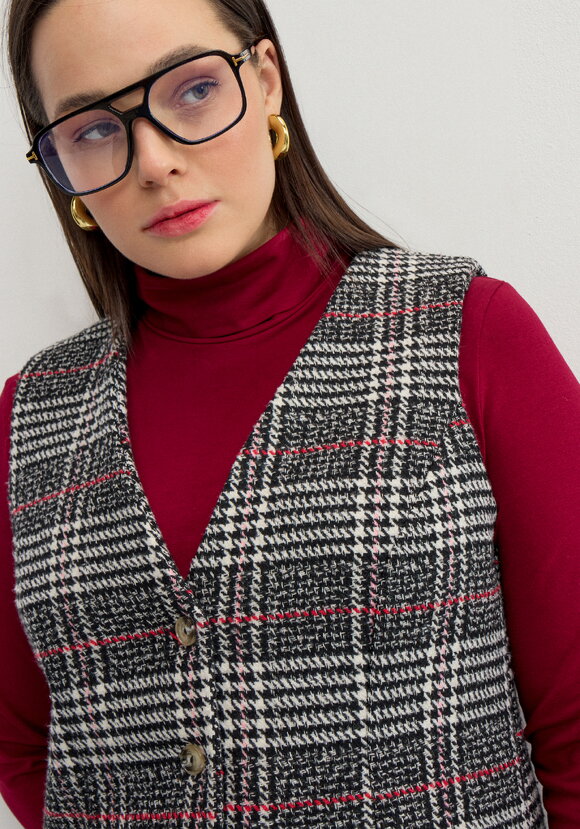 Жилет однобортный с принтом в клетку шир.  580, рис. 5