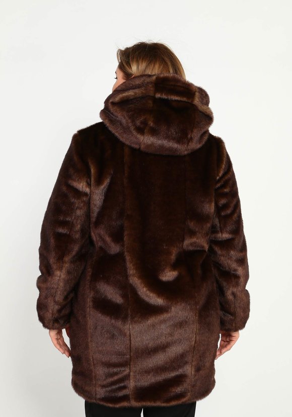 Шуба на молнии из эко-меха с капюшоном шир.  580, рис. 9