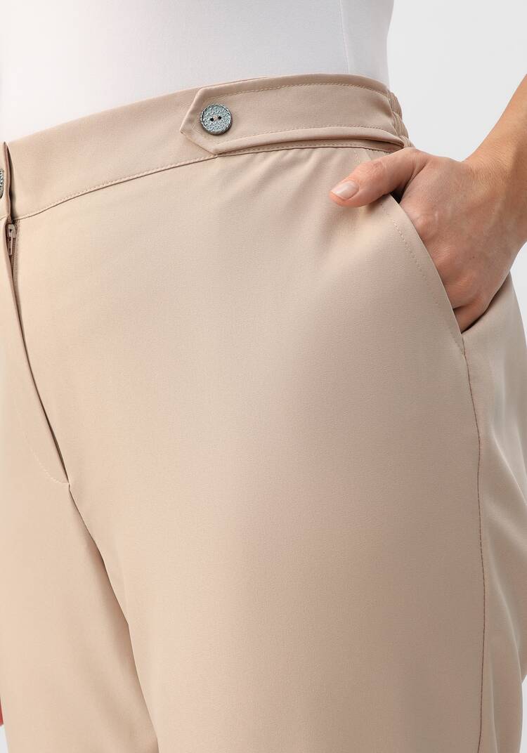 Брюки с декоративными хлястиками шир.  750, рис. 25